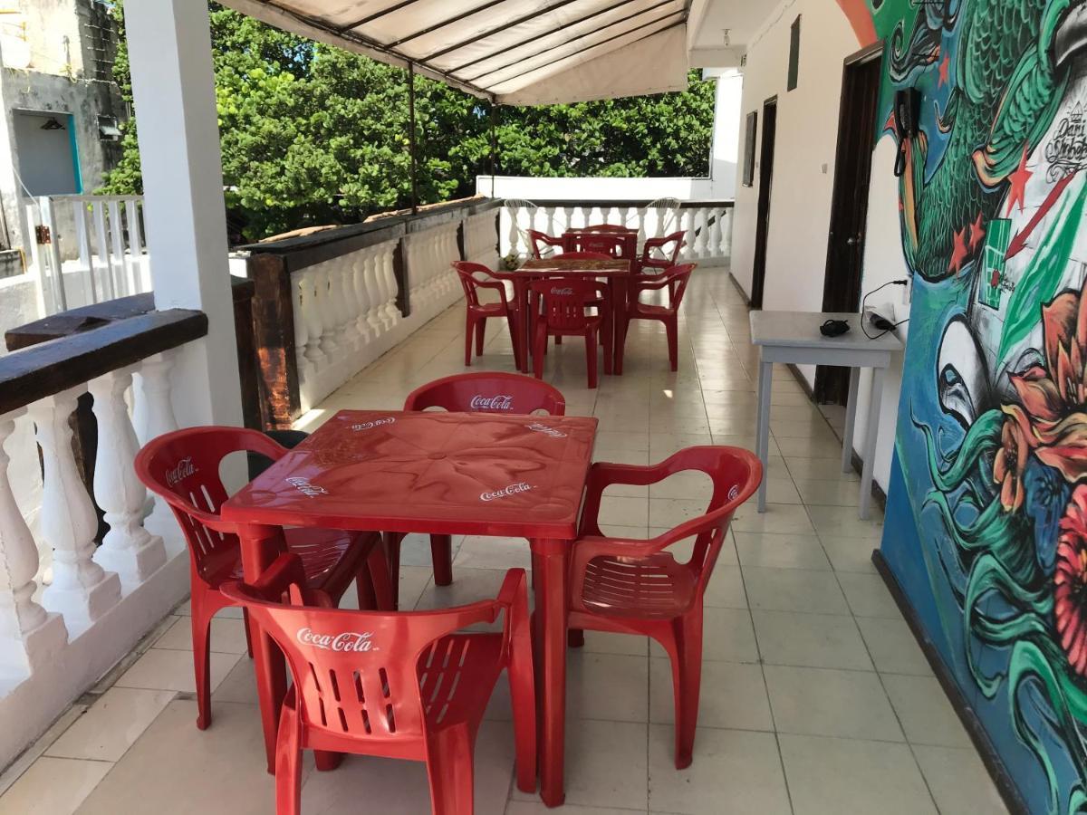 La Famiglia Hotel Isla Mujeres Exterior foto